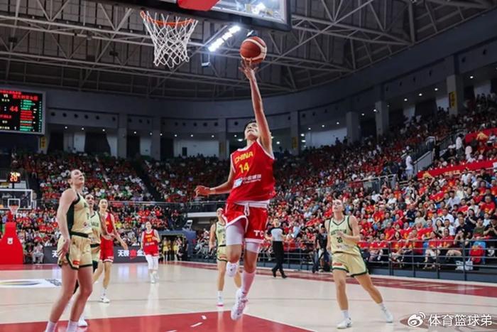 曝女篮将裁掉两人！宫鲁鸣透露亚洲杯目标，队伍仍有两大卫冕隐患